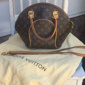 Authentic classic Louis Vuitton Ellipse PM  Great Size shoulder strap & duster